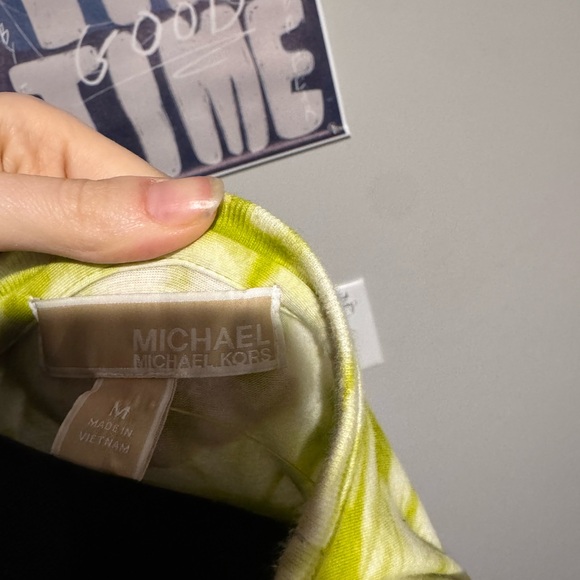 MICHAEL Michael Kors Lime Green Tie-Dye Short Sleeve Tee - Picture 2 of 4